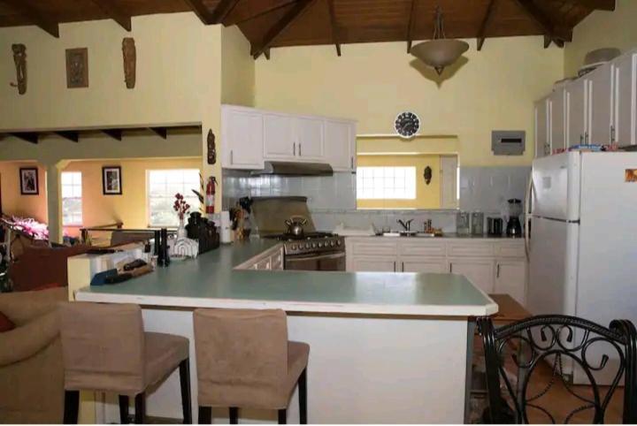 Altare - Breezy With A View Apartment กรานดองส์ ภายนอก รูปภาพ